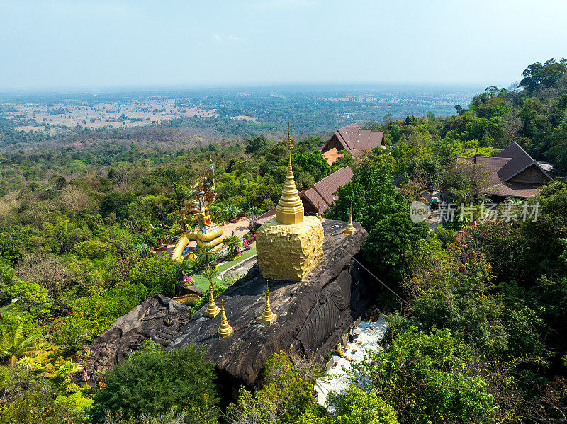 泰国叻空府的笏谭pha daen寺